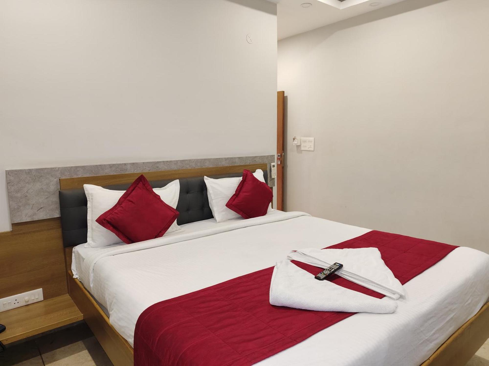 Classio Residency Пондичерри Экстерьер фото